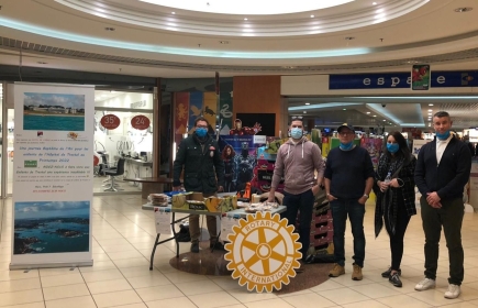 Le 6 novembre 2021 le Rotary Club de Perros Guirec organisait une vente de crêpes